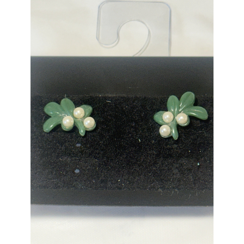 Vintage Green Lucite Leaves With Pearls Stud Earrings Gold Backs EUC Mid Century